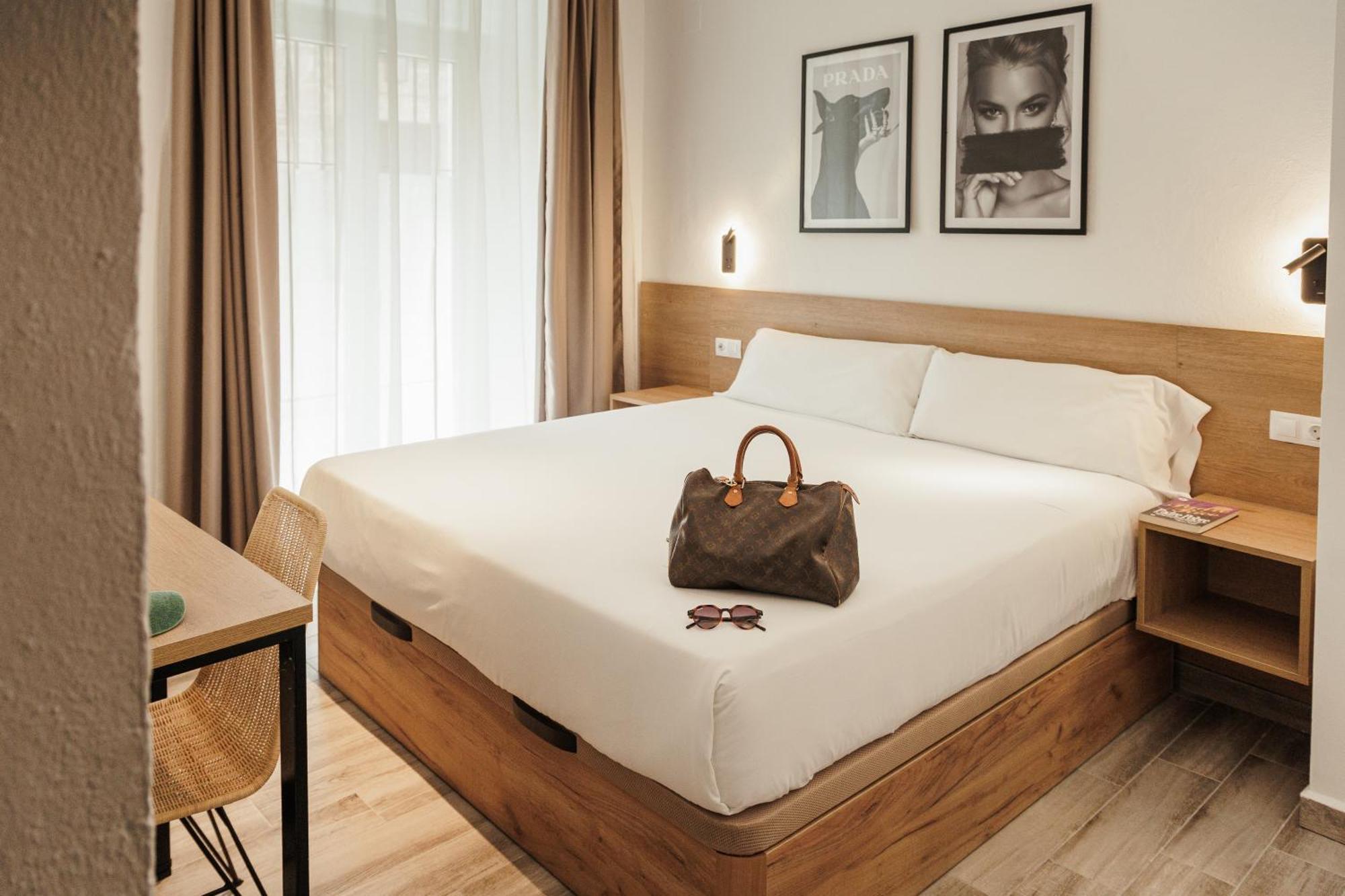 Astuto 21 Suites - Adults Only Jerez de la Frontera Exterior foto