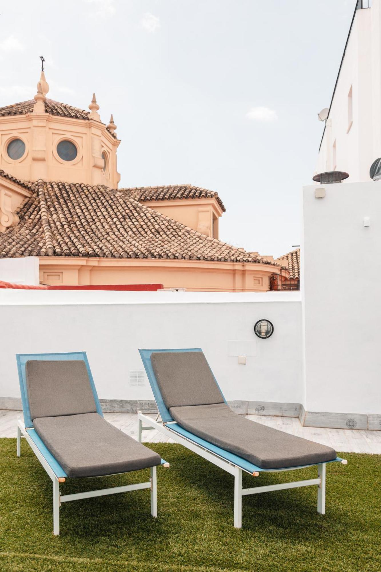 Astuto 21 Suites - Adults Only Jerez de la Frontera Exterior foto